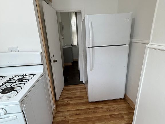 4th image of 138 E Bridge St APT 1