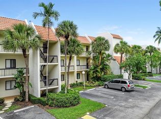 3000 Presidential Way APT 401, West Palm Beach, FL 33401