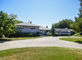 11 West Ln, Niantic, CT 06357