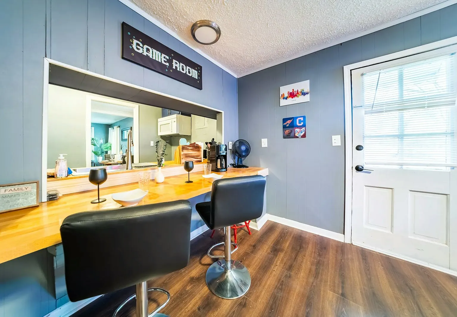 2513 Greenvale Road — Photo 4