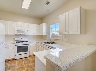 200 Ash Rd #3B-2BA-2265SQFT, Oceanside, CA 92058