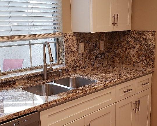 4th image of 7258 Cronin Cir