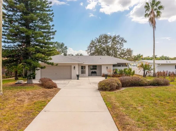 3 Treasure Ln #3, Saint Petersburg, FL 33706