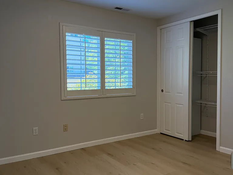 1003 Live Oak Ter — Photo 15