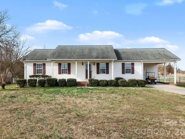 1976 McIlwain Rd, Lancaster, SC 29720