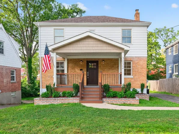 3032 S Hegry Cir, Cincinnati, OH 45238