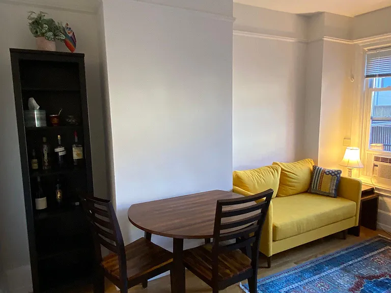 1847 Calvert St NW #5 — Photo 2