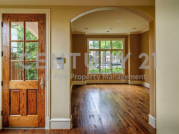 2nd image of 4132 Grassmere Ln
