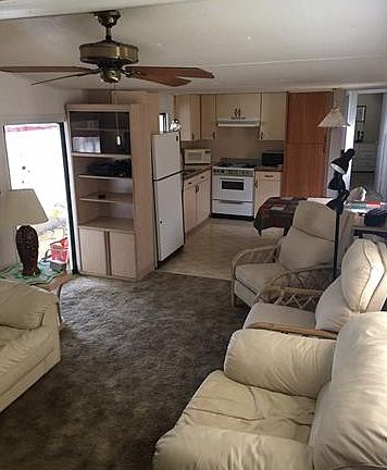 2nd image of 894 Homestead Dr