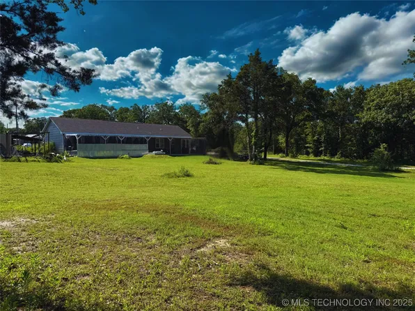 3669 A J Hallum Rd, Marietta, OK 73448