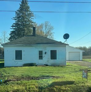 997 E Shaffer Rd, Hope, MI, 48628