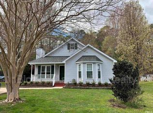 516 Baygall Rd, Holly Springs, NC 27540