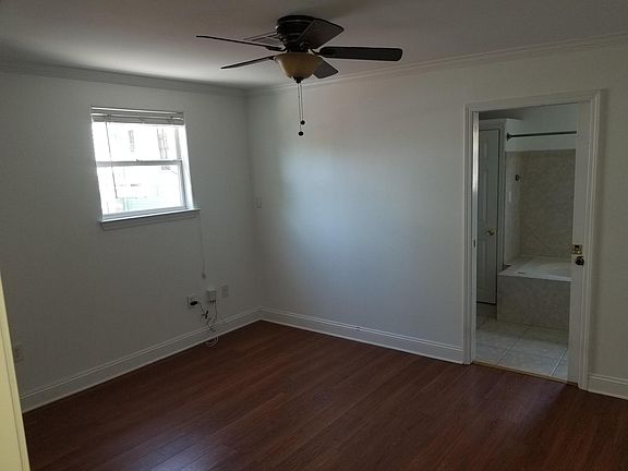 3rd image of 1025 General Taylor St APT A