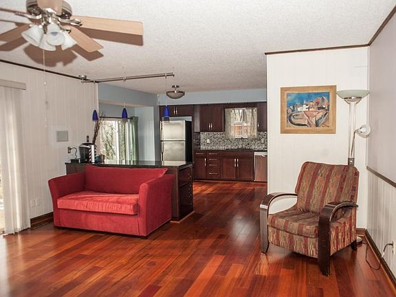 5th image of 9422 Continental Dr