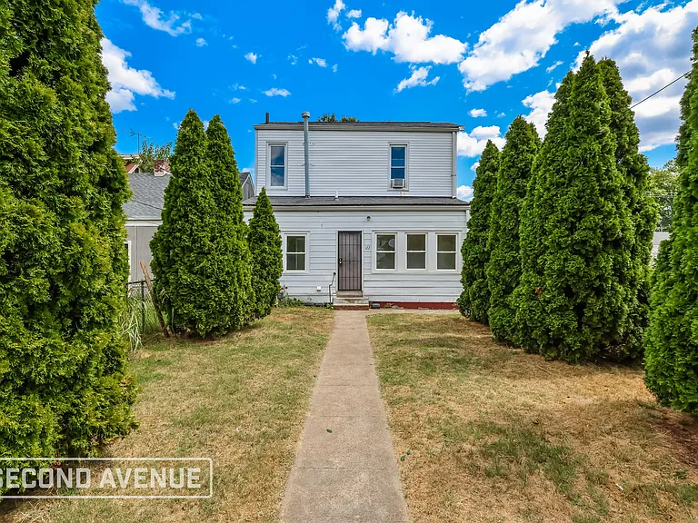 122 S Longworth Ave — Photo 16