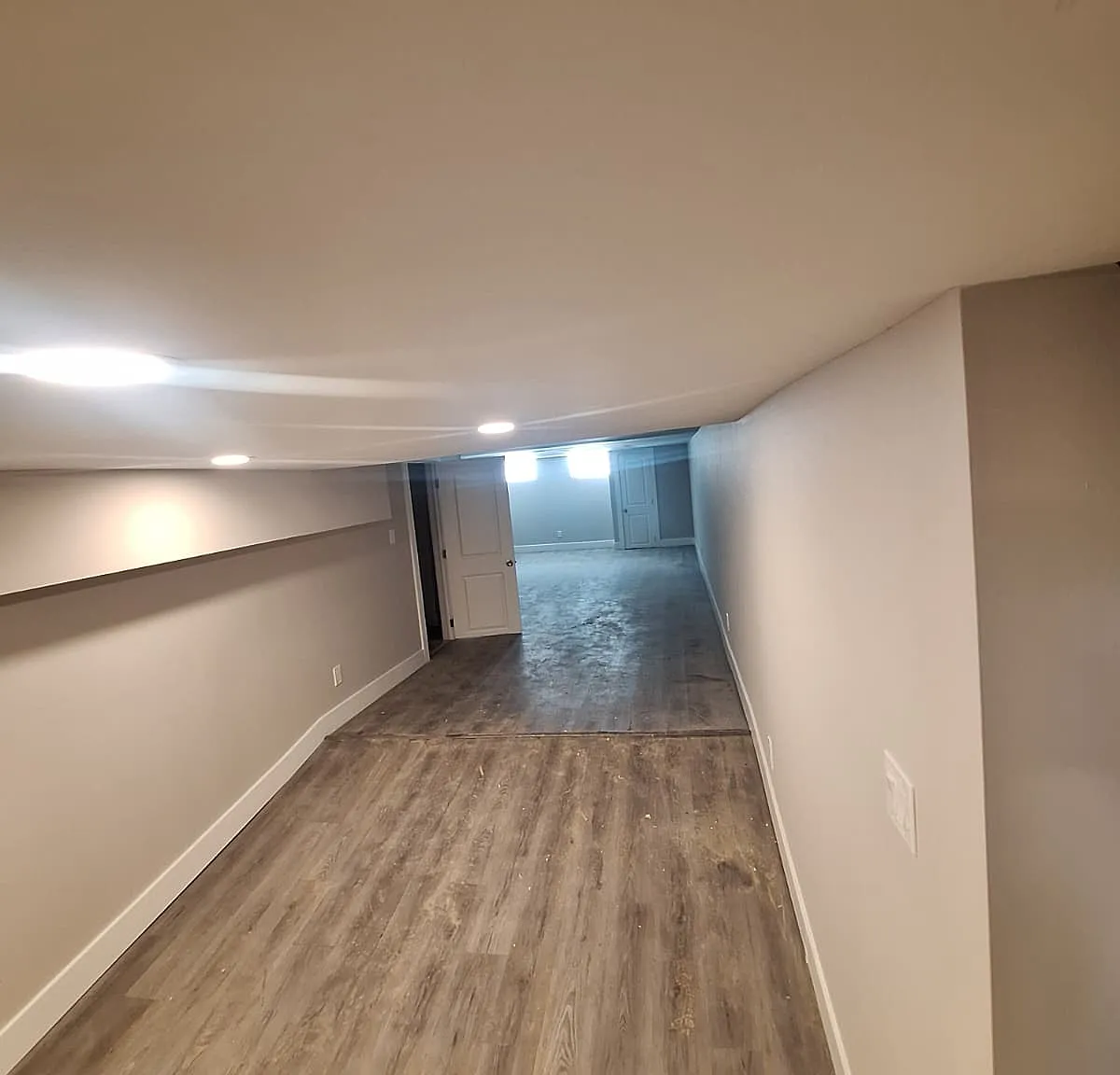 4 bed, 2.5 bath, 1708 sqft, $2,400 — Photo 2