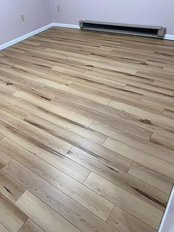 Living room, new Laminate flooring.