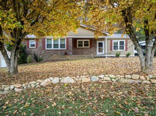 3185 Deerbrook Rd, Lenoir, NC 28645