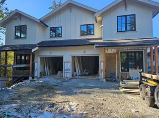 3942 Telegraph Bay Rd #A, Saanich, BC V8N4H7