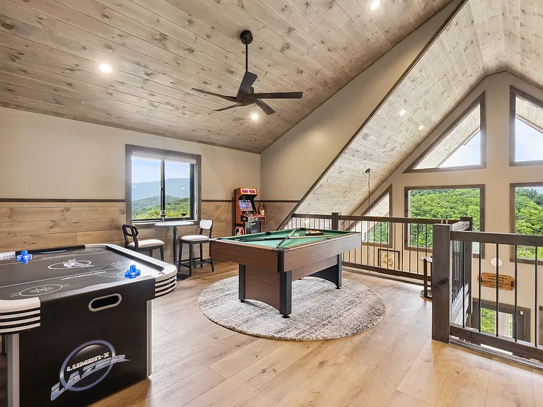 4302 Covered Wagon Rd — Photo 47