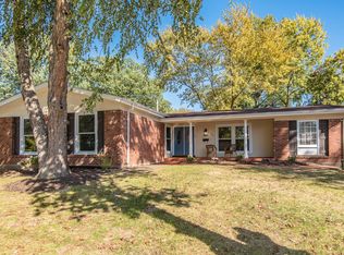 2460 Derhake Rd, Florissant, MO 63033