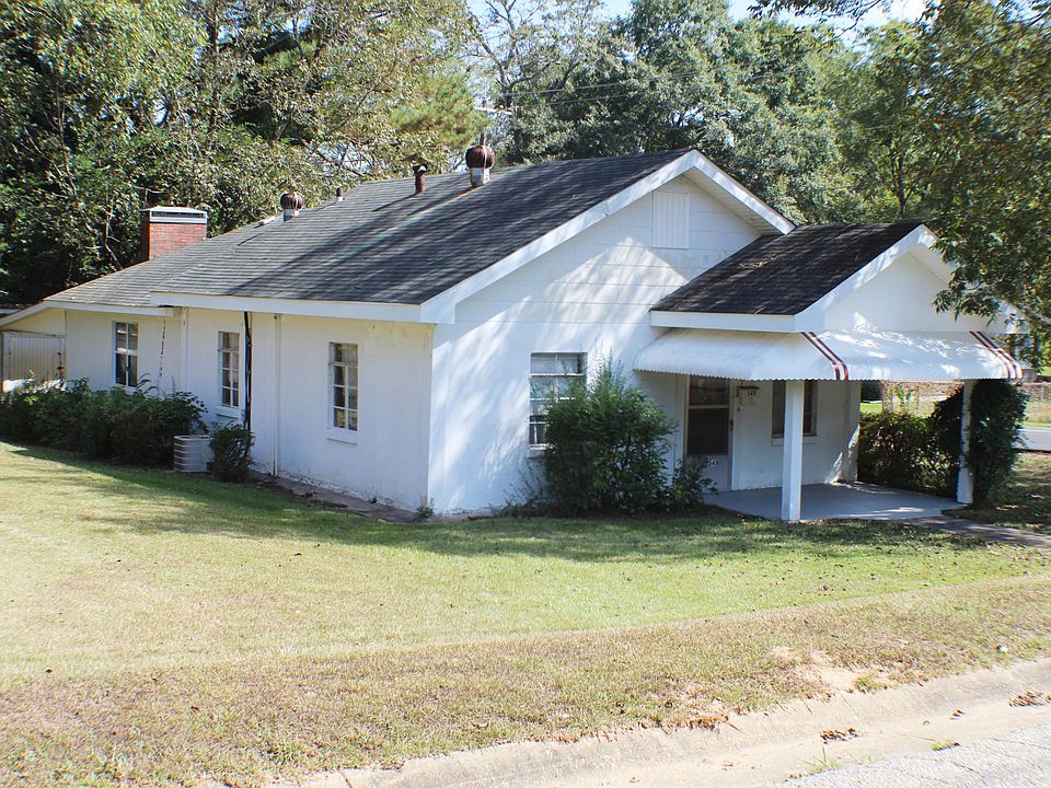 1st image of 549 10th Ave