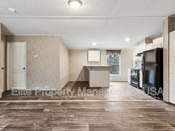 5th image of 3530 Suggs Rd