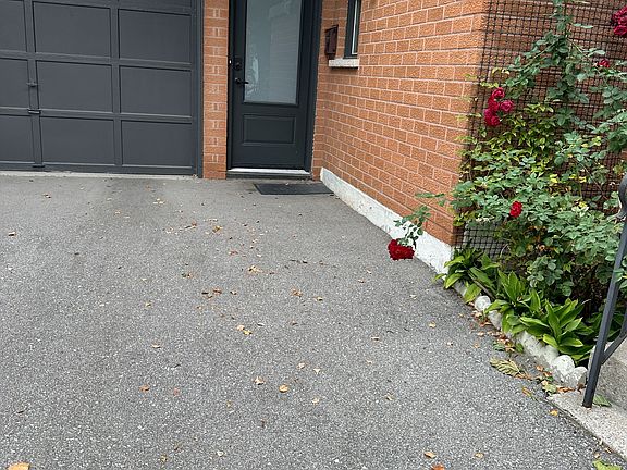 3rd image of 199 Anthony Ln