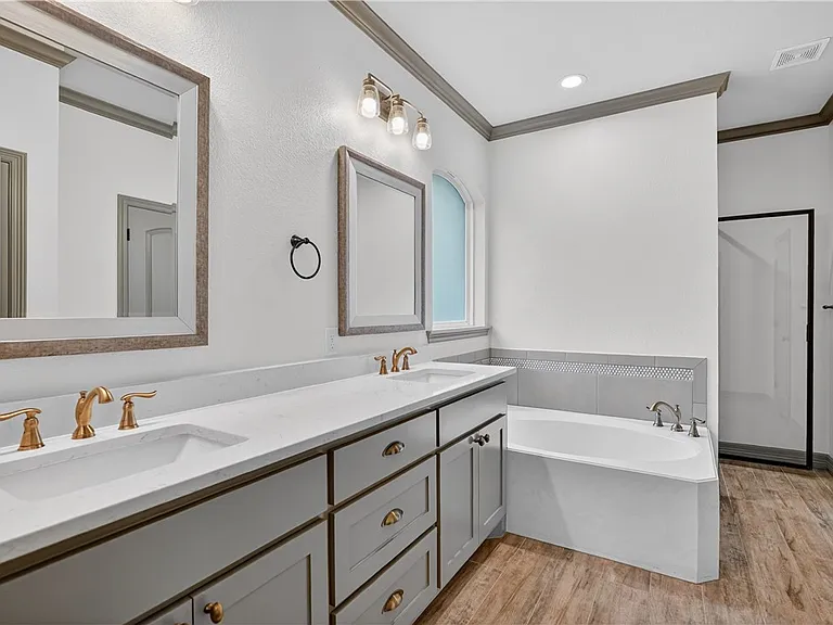 4008 High Creek Ct — Photo 13