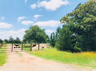 821 Antioch Rd, Paige, TX 78659