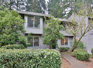 4283 Woodside Cir, Lake Oswego, OR 97035