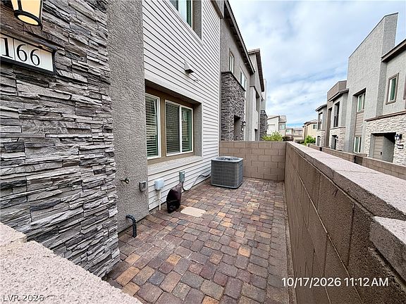 3rd image of 166 Hadley Heights Ct