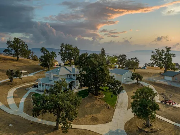 18580 Kern Ct, Tehachapi, CA 93561