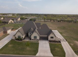 1717 Hudson Oaks Dr, San Angelo, TX 76904