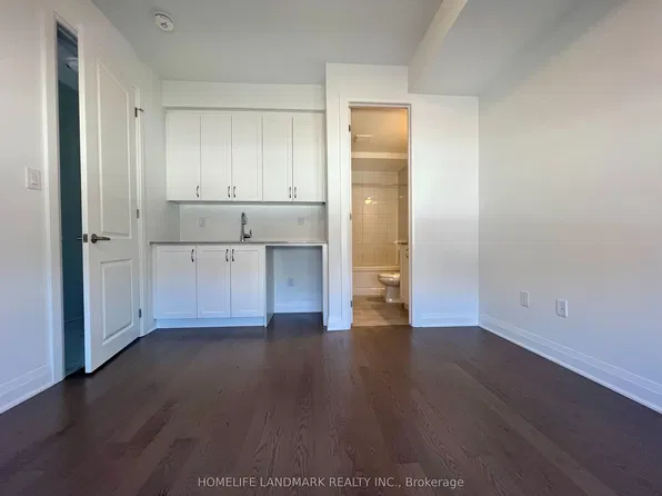 63 Wisla Ave, Markham, ON L6C 3M1
