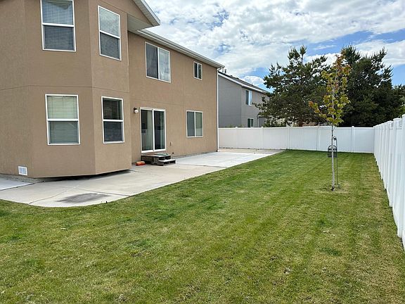4th image of 458 S 2970th St W