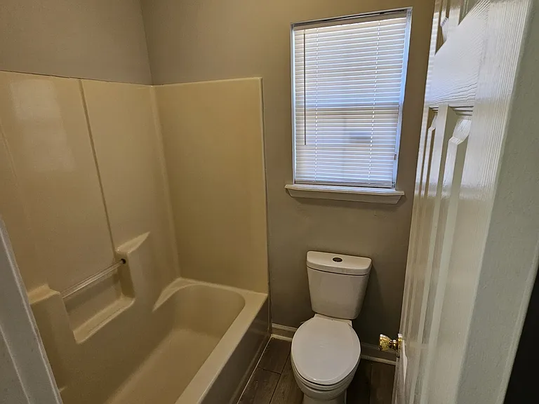 2904 Callaway Cir — Photo 2