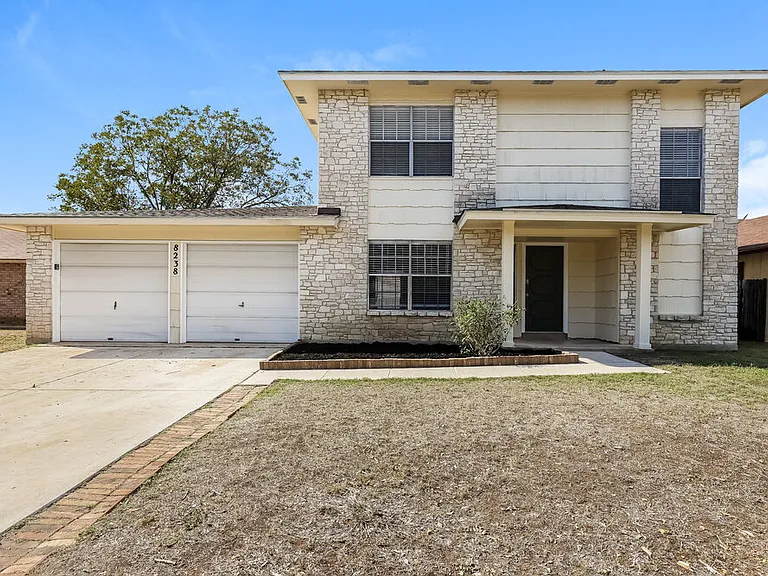 8238 Meadow Post St — Photo 1