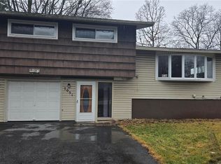 7051 Buckley Rd, North Syracuse, NY 13212