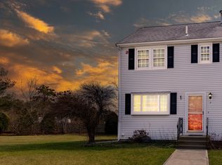 2697 Cranberry Hwy APT 5, Wareham, MA 02571