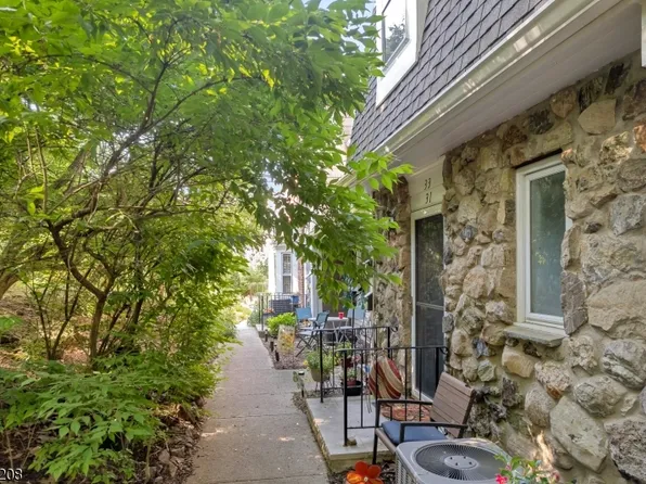 33 Marsh Hawk #33, Allamuchy Twp., NJ 07840