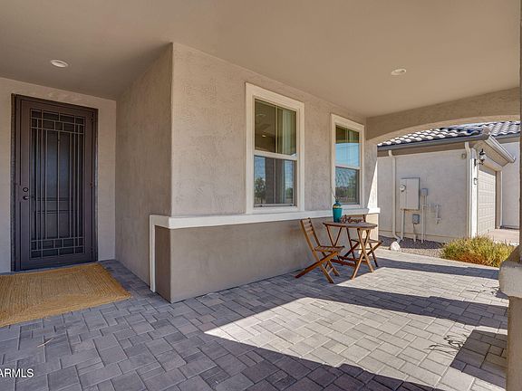 3rd image of 27620 W RUNION Drive
