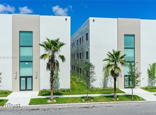 821 SW 18th Ave APT 201, Miami, FL 33135