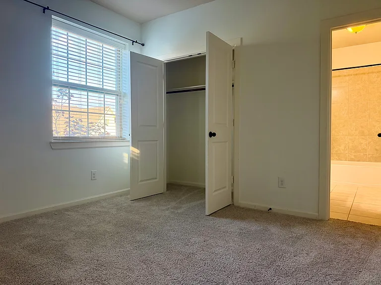1014 Lone Ivory Trl — Photo 32
