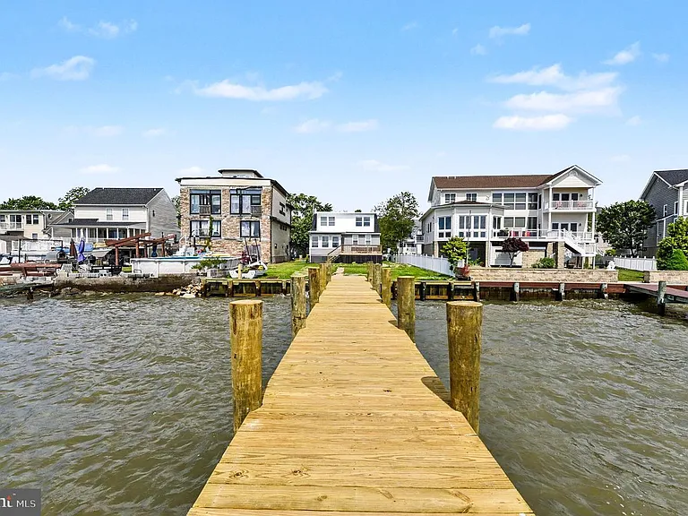 9135 Cuckold Point Rd — Photo 56