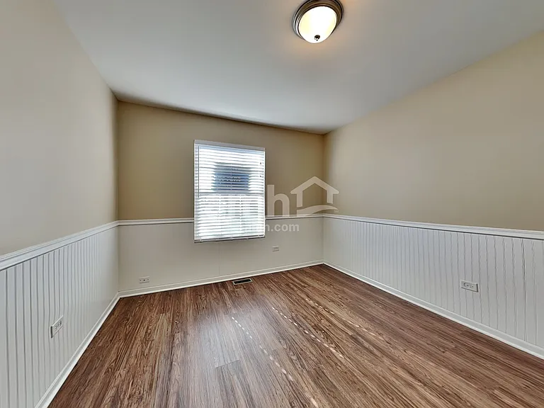 211 Gladys Ave — Photo 15