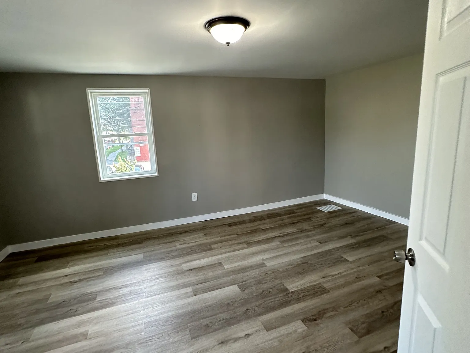 1647 West Onondaga Street - 1 — Photo 4