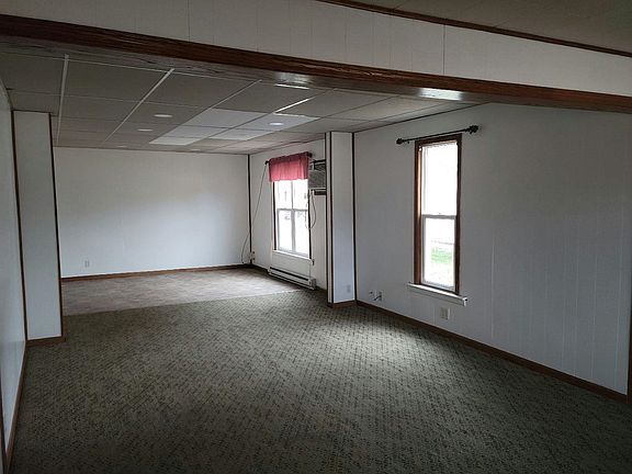 4th image of 804 Odell St