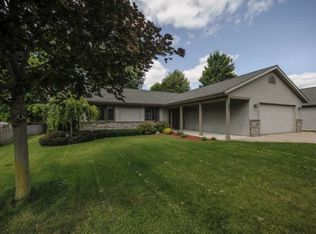 305 E Chapel Ln, Midland, MI 48642