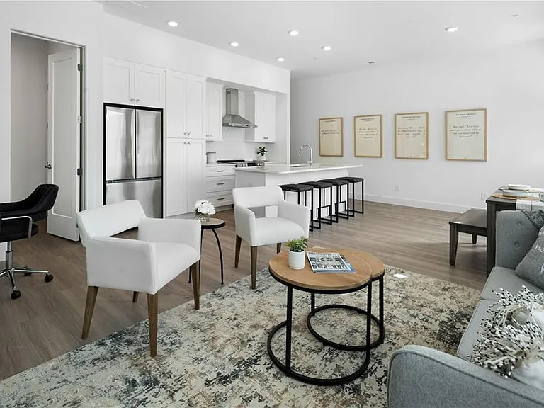 9040 Main St #116 — Photo 12